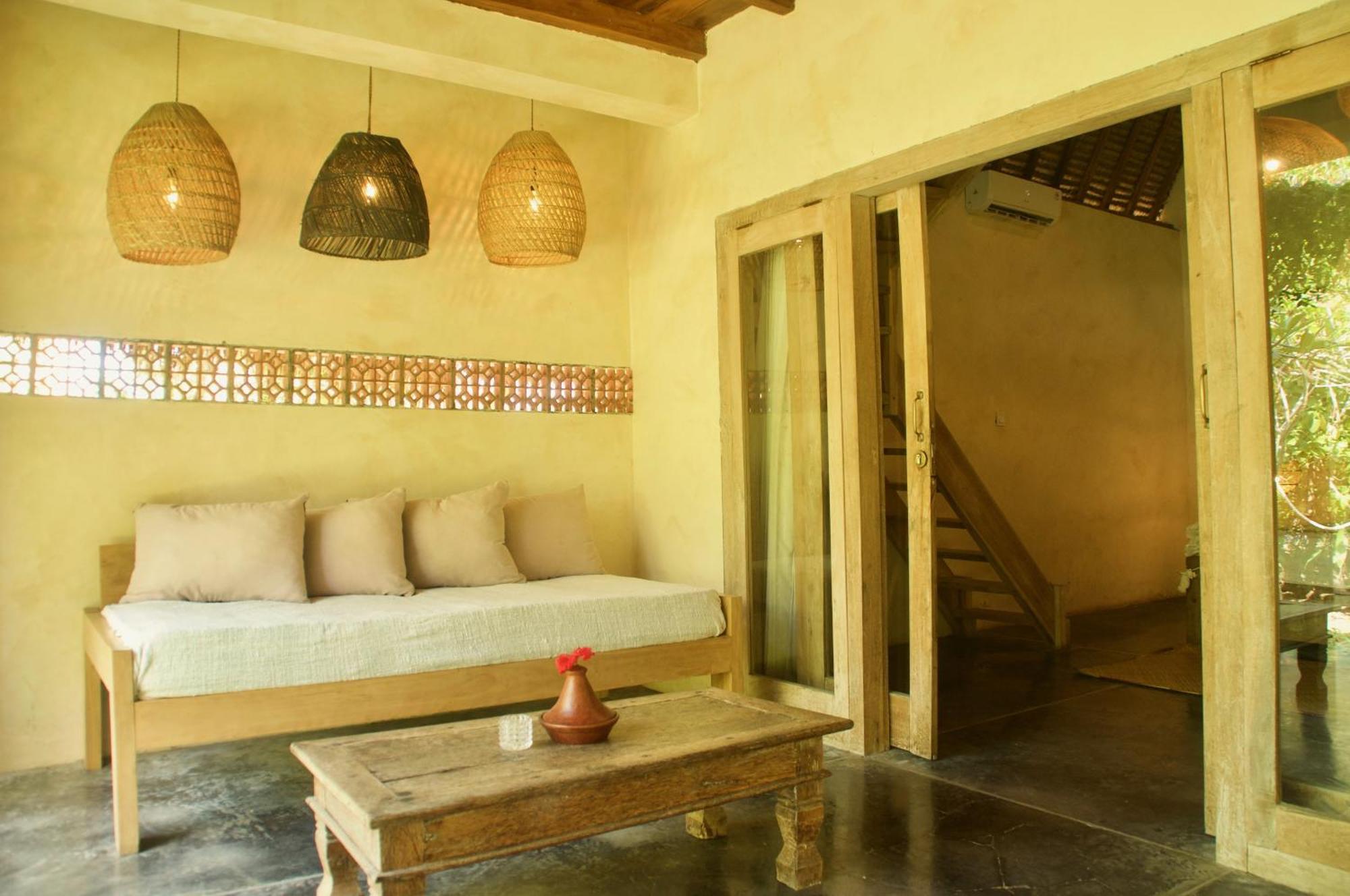 Owa Lodge Areguling Kuta  Habitación foto